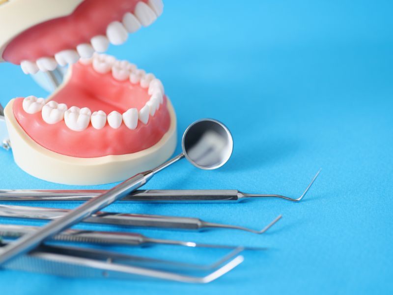 آموزش پروتز دندان